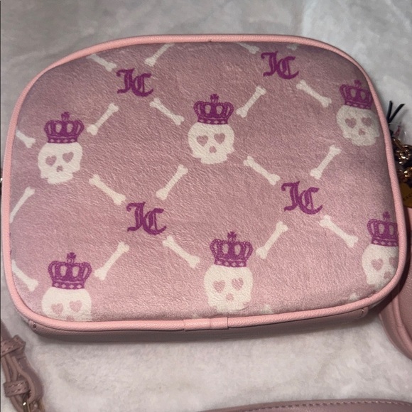 NEW Juicy Couture Skull Haunted  Crossbody Handbag - Picture 3 of 10